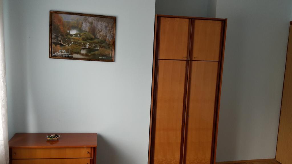 House Petkovic Ξενοδοχείο Korenica Εξωτερικό φωτογραφία