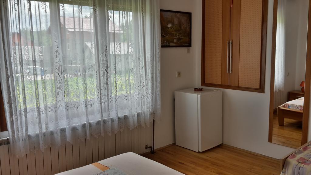 House Petkovic Ξενοδοχείο Korenica Εξωτερικό φωτογραφία