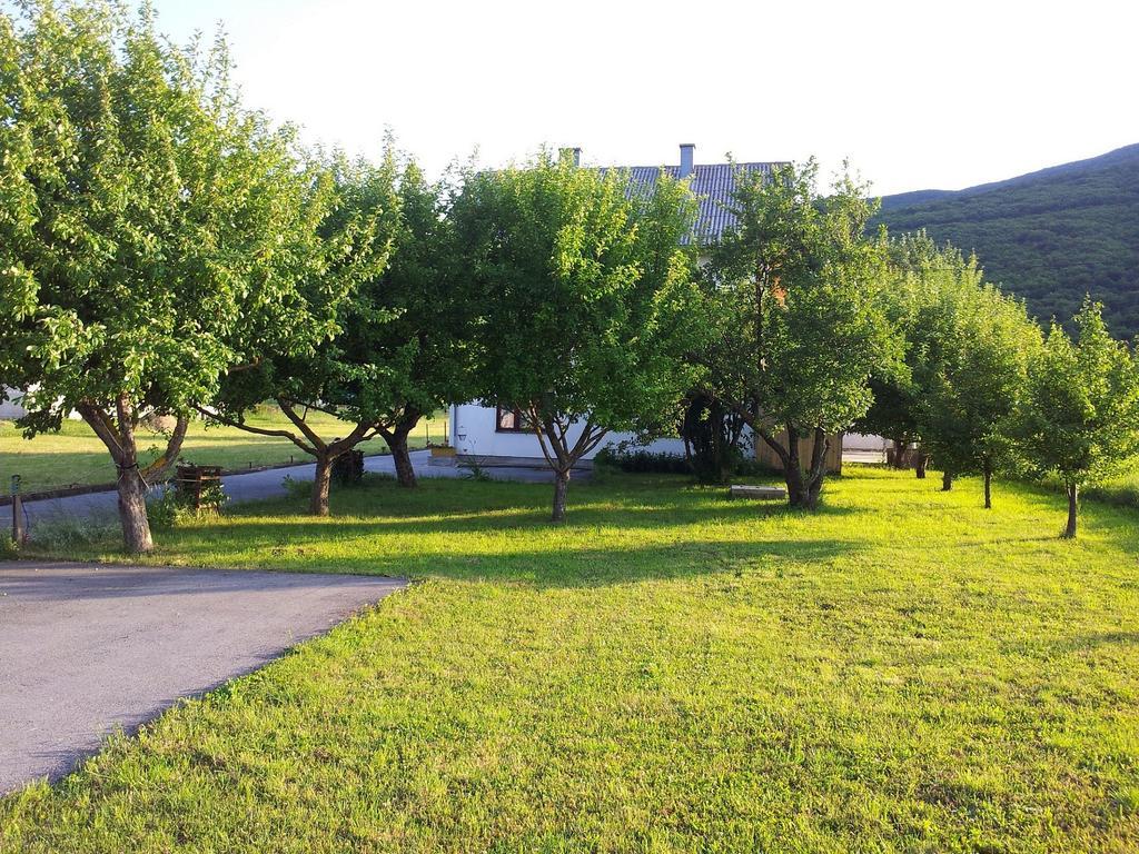 House Petkovic Ξενοδοχείο Korenica Εξωτερικό φωτογραφία